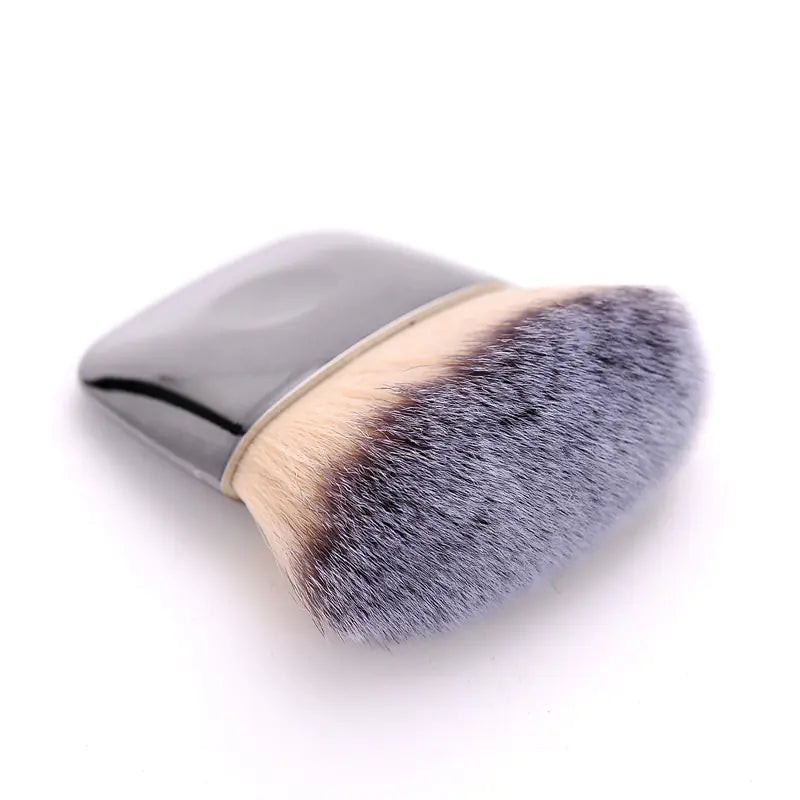 The Beauty Brush - Multifunctional Brush for Foundation and Powder