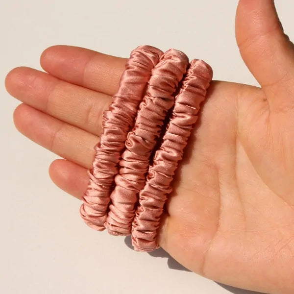 The Skinny Scrunch (3 por pedido): Coleteros de satén de lujo y elegantes