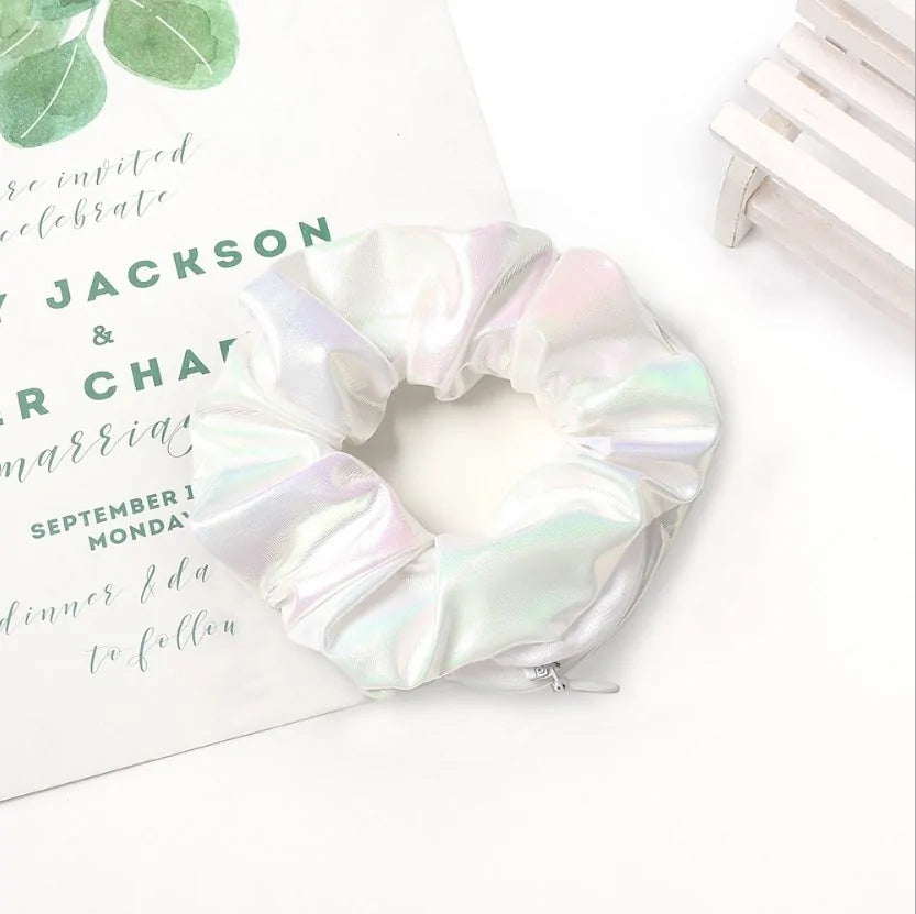 The Full Scrunch – Oversized Luxury Scrunchie for All-Day Hold